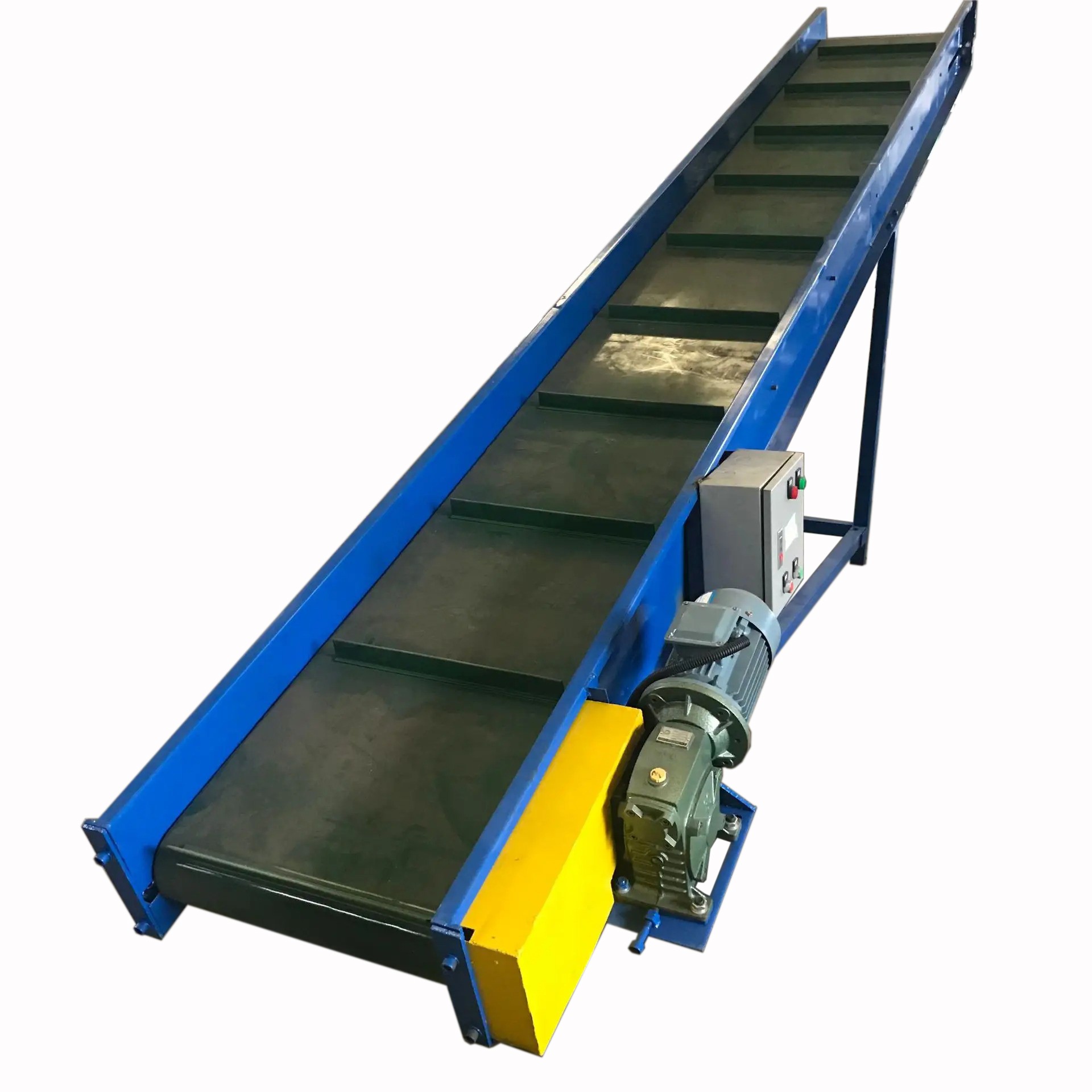 Inclined Cleated Belt Conveyor System 4156